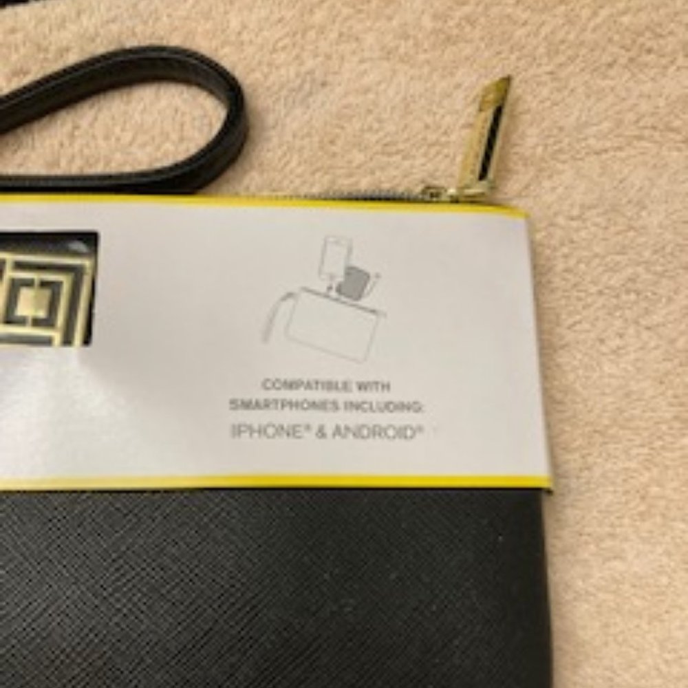 NWT - Liz Claiborne Universal Phone Charging Wallet/Wristlet For iPhone/Android - Picture 7 of 12